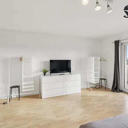 Monteur - Fuer Bis Zu 6 Personen In 63128 - Of05 Apartament