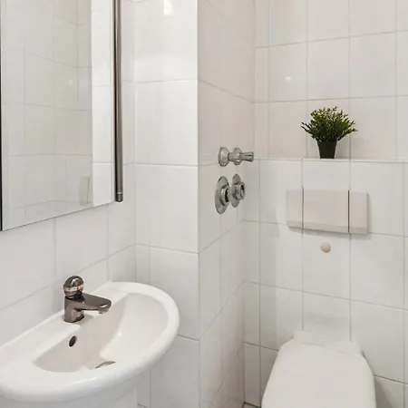 Monteur - Fuer Bis Zu 6 Personen In 63128 - Of05 Apartament Dietzenbach